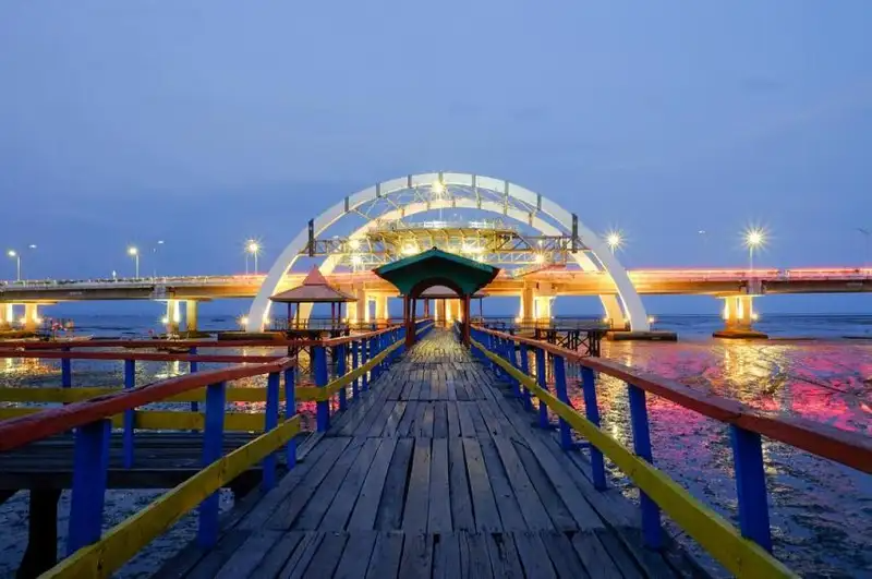 Pantai Kenjeran Surabaya